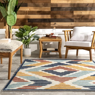 NuLOOM Brinn Geometric Striped Indoor/Outdoor Patio Area Rug 7 NuLOOM Brinn Geometric Striped Indoor/Outdoor Patio Area Rug - Image 7