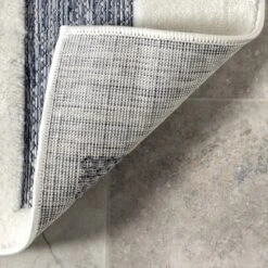 NuLOOM Neri Modern Bars Indoor/Outdoor Area Rug -Northlight Shop GUEST 40b6d828 9c36 4584 bf0e bb5401cf731f