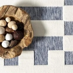 NuLOOM Neri Modern Bars Indoor/Outdoor Area Rug -Northlight Shop GUEST 4aa98949 bd15 4d8a b3fe a6933e2510c3