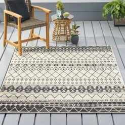 Dorvall Indoor/Outdoor Rug- Christopher Knight Home